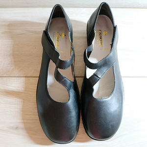 Кожаные, фирменные оригинальные женские туфли от Riker 40 р