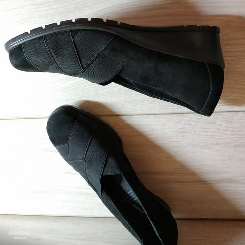 Шкіряні фірмові жіночі туфлі від Medicus - 39 р Нові (фото #7)