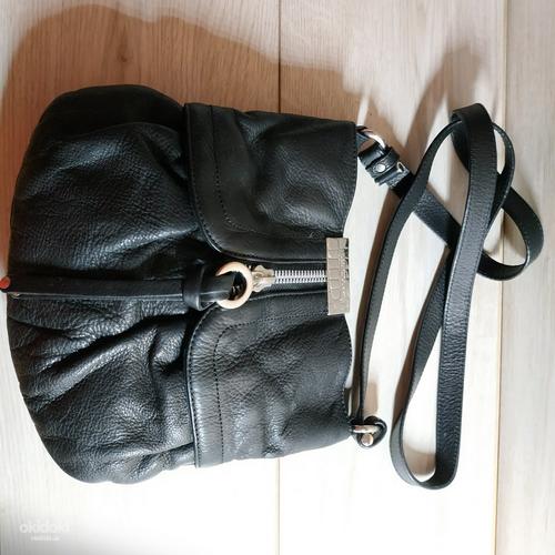 Шкіряна фірмова сумка від Jimmy Choo For H & M (фото #1)