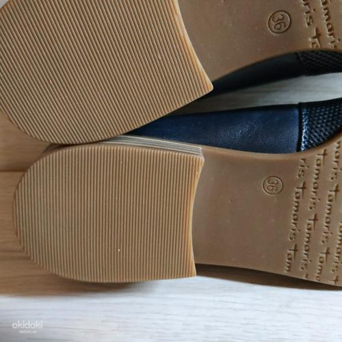 Стильні шкіряні жіночі туфлі-лофери від Tamaris 36 р - Нови (фото #7)
