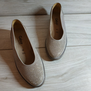 Фірмові, красиві жіночі туфлі від Gabor 35 р - Нові