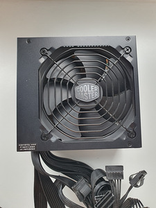 Coolermaster 80 GOLD 850w V2 (2 foto / 3)