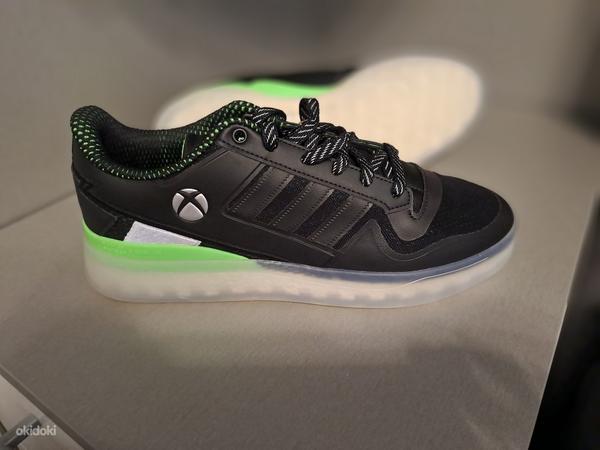 Adidas x Xbox (фото #1)