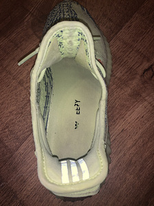 Adidas Yeezy Boost 350 V2 Semi Frozen Yellow (2 foto / 2)