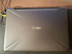 Asus TUF FX705D (5 фото из 6)