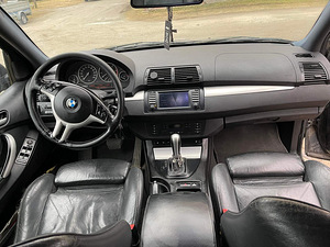 M/v: BMW X5 3.0D (2 foto / 8)