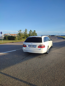 Продам MERCEDES-BENZ E 220 CDI T (8 фото из 9)