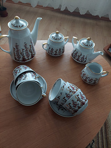 Советские сервизы кофейный и чайный (цена в описании) (4 фото из 10)