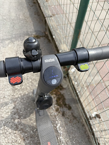 Электрический самокат Ninebot kickscooter e45e (2 фото из 8)