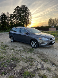 Ford mondeo 2.0 tdi 2012 (3 foto / 6)