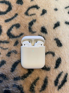 Airpods gen 2 (1 фото из 3)