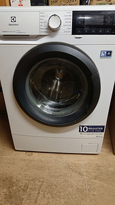 Müüa kitsas pesumasin Electrolux (2 foto / 2)