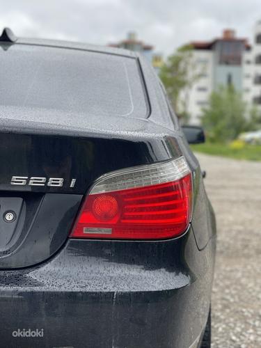 BMW 528i Facelif Black (фото #2)