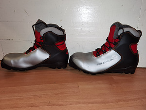 Лыжные ботинки Salomon 13 пар (2 фото из 6)