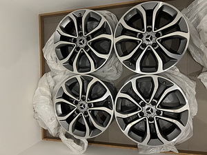 Originaal Mercedes-Benz R17 valuveljed 5x112 ET48.5 + TPMS (1 foto / 9)