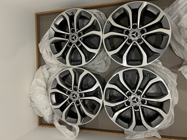 Originaal Mercedes-Benz R17 valuveljed 5x112 ET48.5 + TPMS