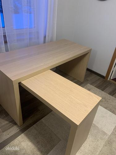 Письменный стол IKEA Malm (фото #1)