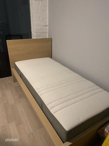 Кровать IKEA Malm 90x200см (фото #1)