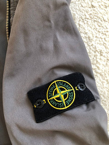STONE ISLAND (2 фото из 7)