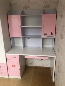 Tüdruku toa mööbli komplekt. (2 foto / 5)