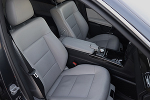 Mercedes Benz w212 V6 3.0 CDI (15 foto / 15)