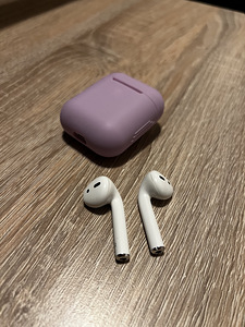 Apple AirPods 2 (1 foto / 1)