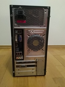 Intel E3-1240/B75M/8GB/Nvme 128GB/Radeon RX 470 4GB (5 foto / 9)