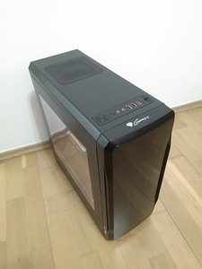 Xeon E5-2680/X99/16GB/SSD 256GB/HDD 500GB/Radeon RX 470 8GB (3 foto / 9)