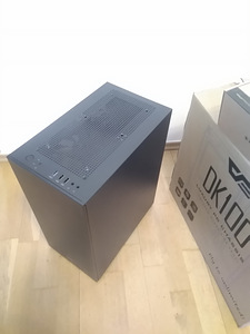 Xeon E5-2680/X99/24GB/SSD 256GB/HDD 500GB/RTX 2060 D6 6GB (4 foto / 10)