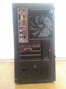 Ryzen 5 2600X/B450/16GB RAM/SSD 500GB/GTX 1070TI 8GB (7 foto / 10)