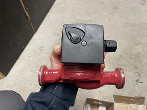 Tsirkulatsioonipump Grundfos UPS 25-40 N 180 230V (4 foto / 9)