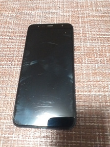 Samsung J4 + (3 foto / 3)