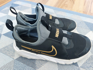Кроссовки Nike