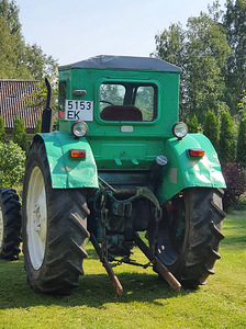 Traktor T40 AM, 1989a (5 foto / 5)