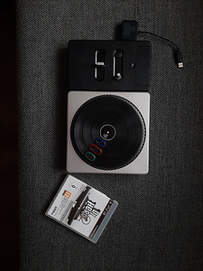 DJ Hero 2 (2 foto / 2)