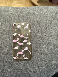 Продаю чехлы на iPhone 7 (4 фото из 10)