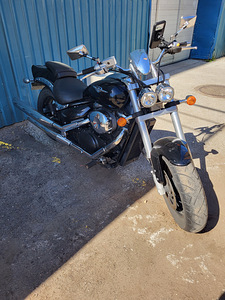 Suzuki intruder m800 (4 foto / 6)