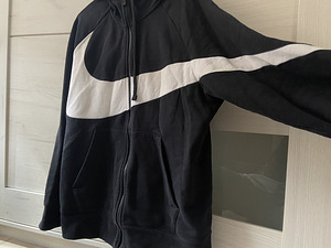 Kampsun nike (2 foto / 2)