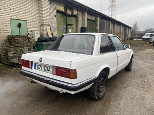 Müüa BMW E30 320i (2 foto / 10)