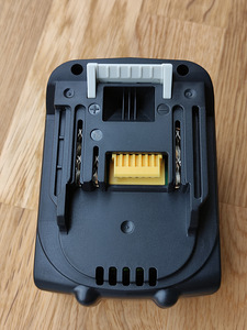 New BL1430B battery for Makita tool (5 foto / 9)