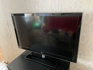 Televiisor LG 42" (3 foto / 3)