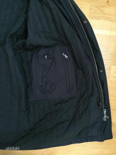 Однотонная осенняя куртка черного цвета (съемный жилет из перьев) "Hugo Boss" XL (фото #5)