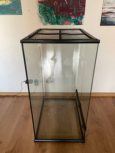 Terrarium sobib kameeleonite, sisalikute jaoks (5 foto / 8)