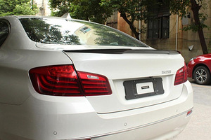 Pagasiruumi spoiler värvimiseks BMW F10 5. seeria 2010-2017 (6 foto / 6)