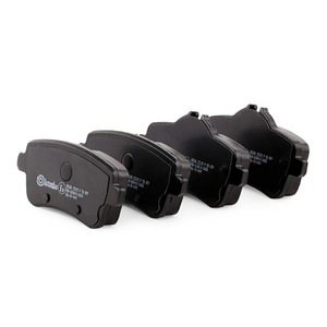 Tagumised piduriklotsid Brembo P 50 099 komplekt AMG 45 (2 foto / 3)