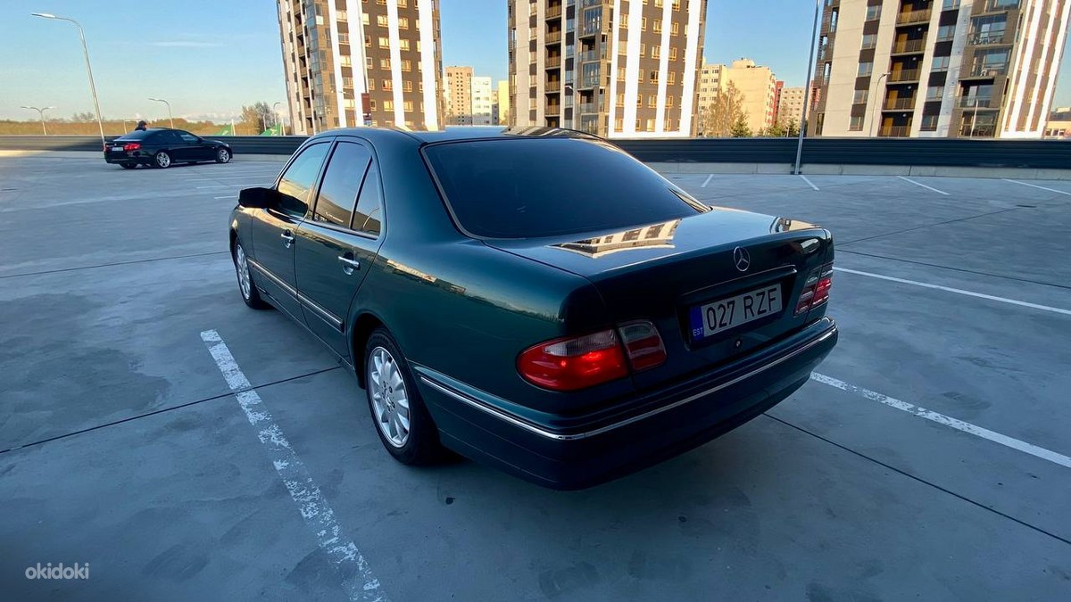 Мерс е 240