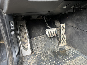 BMW 525d 120kw 2001 (7 foto / 11)