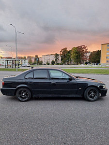 BMW e39 142kw manuaal (5 foto / 14)