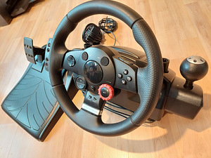 Руль Logitech Driving Force GT (1 фото из 3)