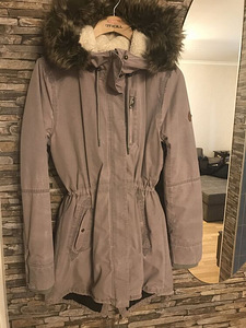 Oneill naiste talveparka L (2 foto / 5)